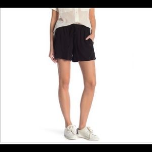 Theory linen kinzie shorts